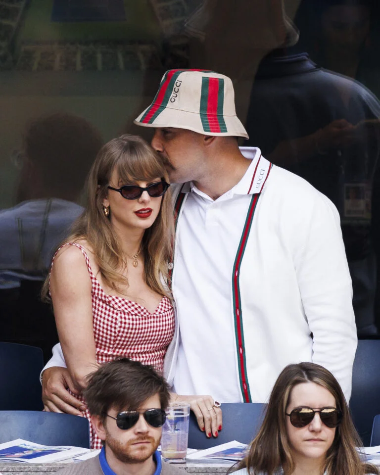 Taylor Swift and Travis Kelce put on a VERY loved-up display at the US Open