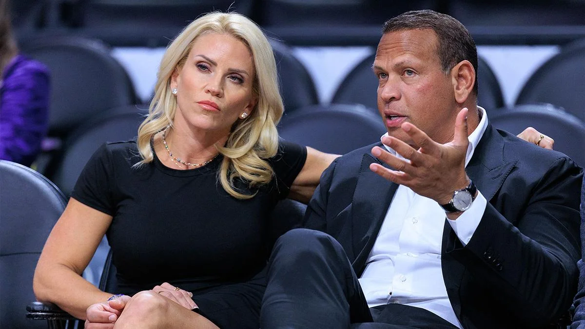 Jaclyn Cordeiro, Alex Rodriguez