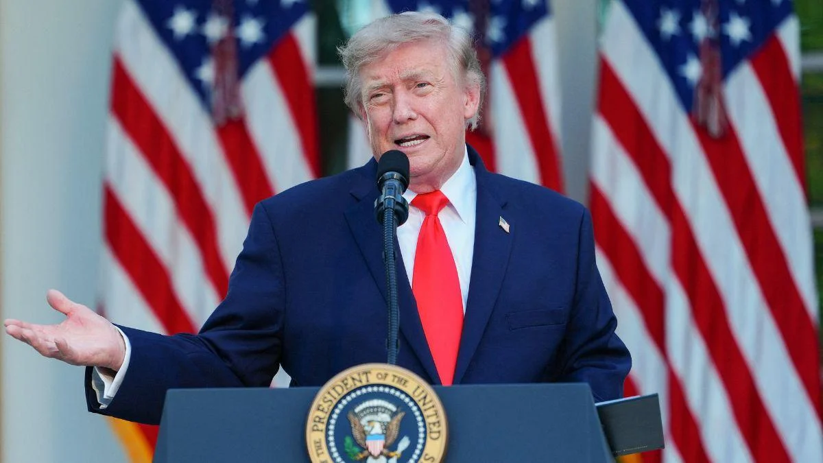 Image of Trump joked that Donald Trump Jr. and Eric Trump deserved the Medal of Honor for their genius at hunting.