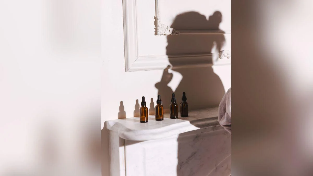 image of Val Oliveira has a lot of A-list clients. 