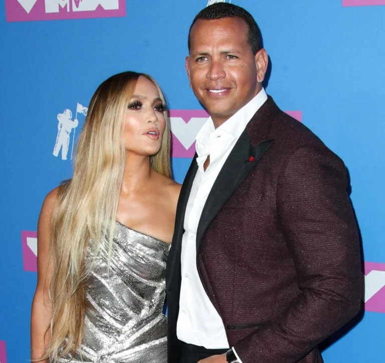 Jennifer Lopez and Alex Rodriguez Retain JPMorgan to Raise Money for Mets Bid.