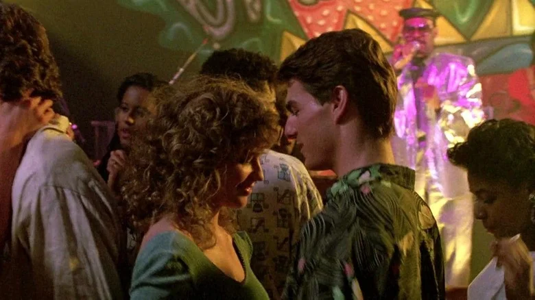 Jordan dancing in a nightclub with Brian in Cocktail