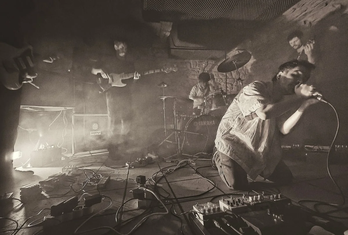 Dééfait reject meaning for oblique tension on absurdist “I Promise To Divide You”