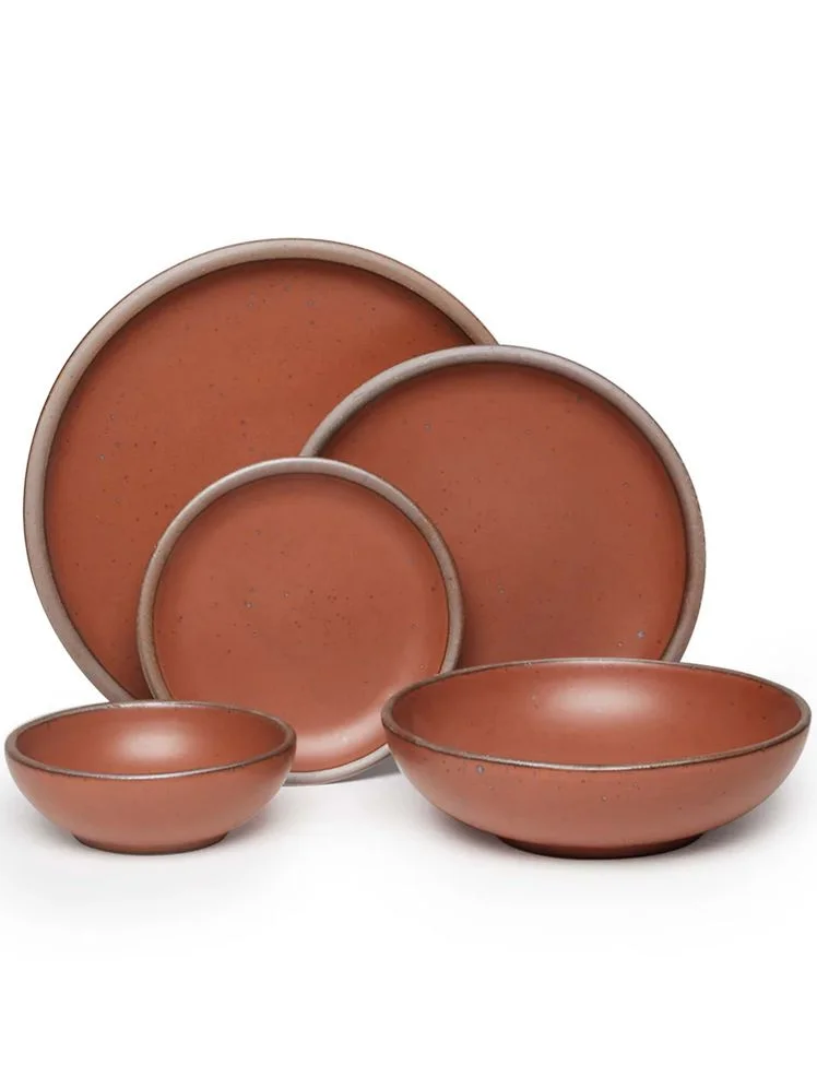 Image may contain: Bowl, Soup Bowl, Pottery, and Saucer