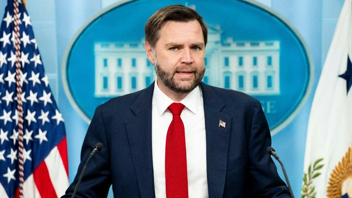 J.D. Vance Mocked Over Cringe Joke 'Fumble' as Critics Slam His Lack of 'Charisma': Watch