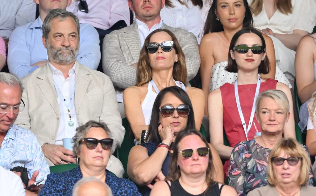 Image may contain Christina Pluhar Leslie Mann Accessories Sunglasses Glasses Person People Adult and Photobombing