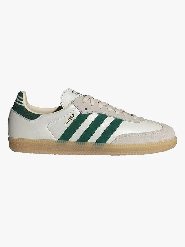 Image may contain Clothing Footwear Shoe Sneaker and Canvas