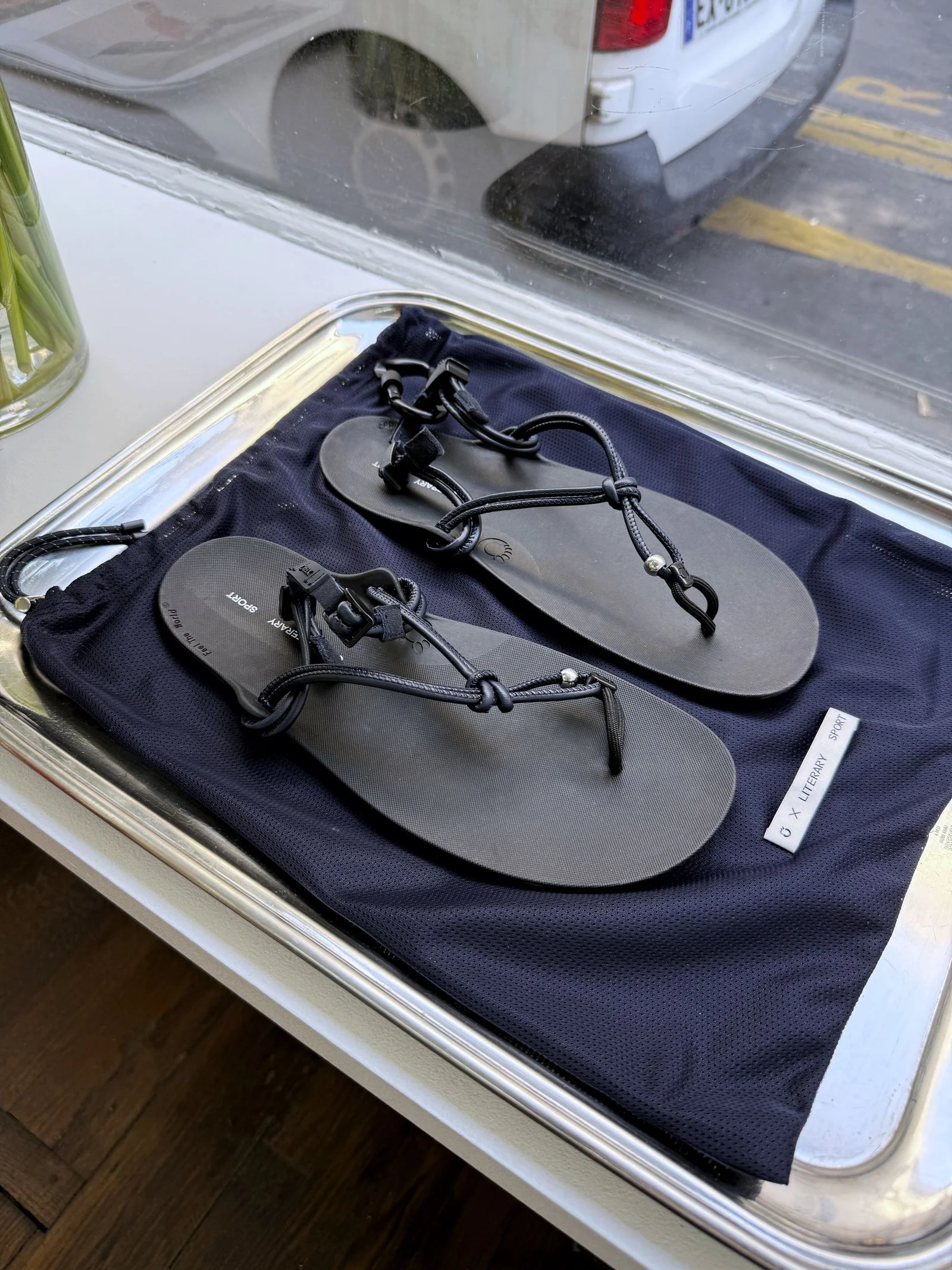 A pair of black flipflops