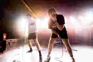 Getdown Services drop latest off-kilter banger ‘Don’t Cheese Me Off’
