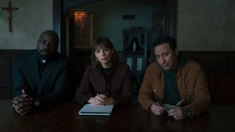 David Acosta (Mike Colter), Dr. Kristen Bouchard (Katja Herbers), and Ben Shakir (Aasif Mandvi) listen to a case in Evil