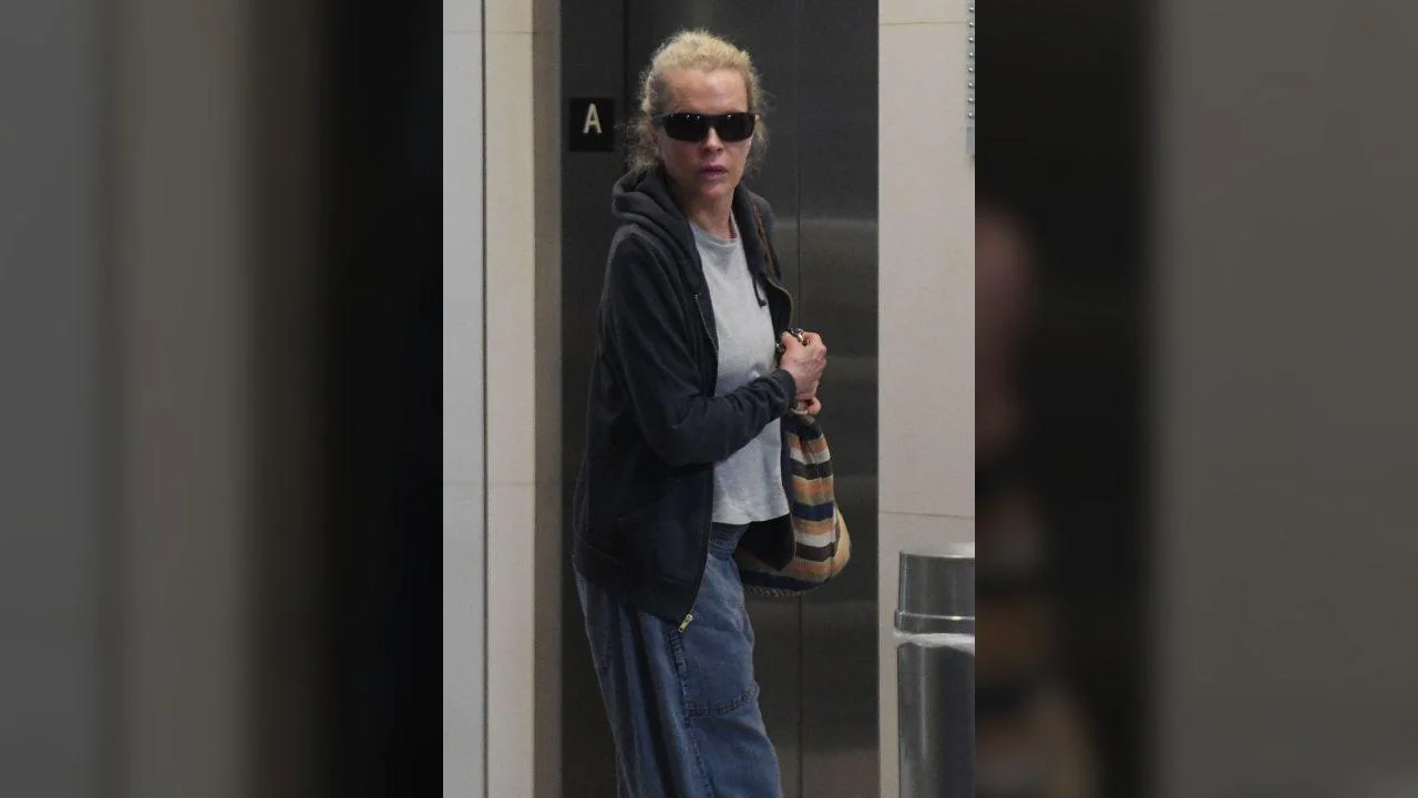 image of Ireland Baldwin previously credited her mother with teaching her everything from applying lipstick to washing her face.