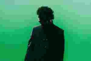 Antony Szmierek recruits Imogen and the Knife and The Royle Family’s Craig Cash for ‘Flight Simulator’ video