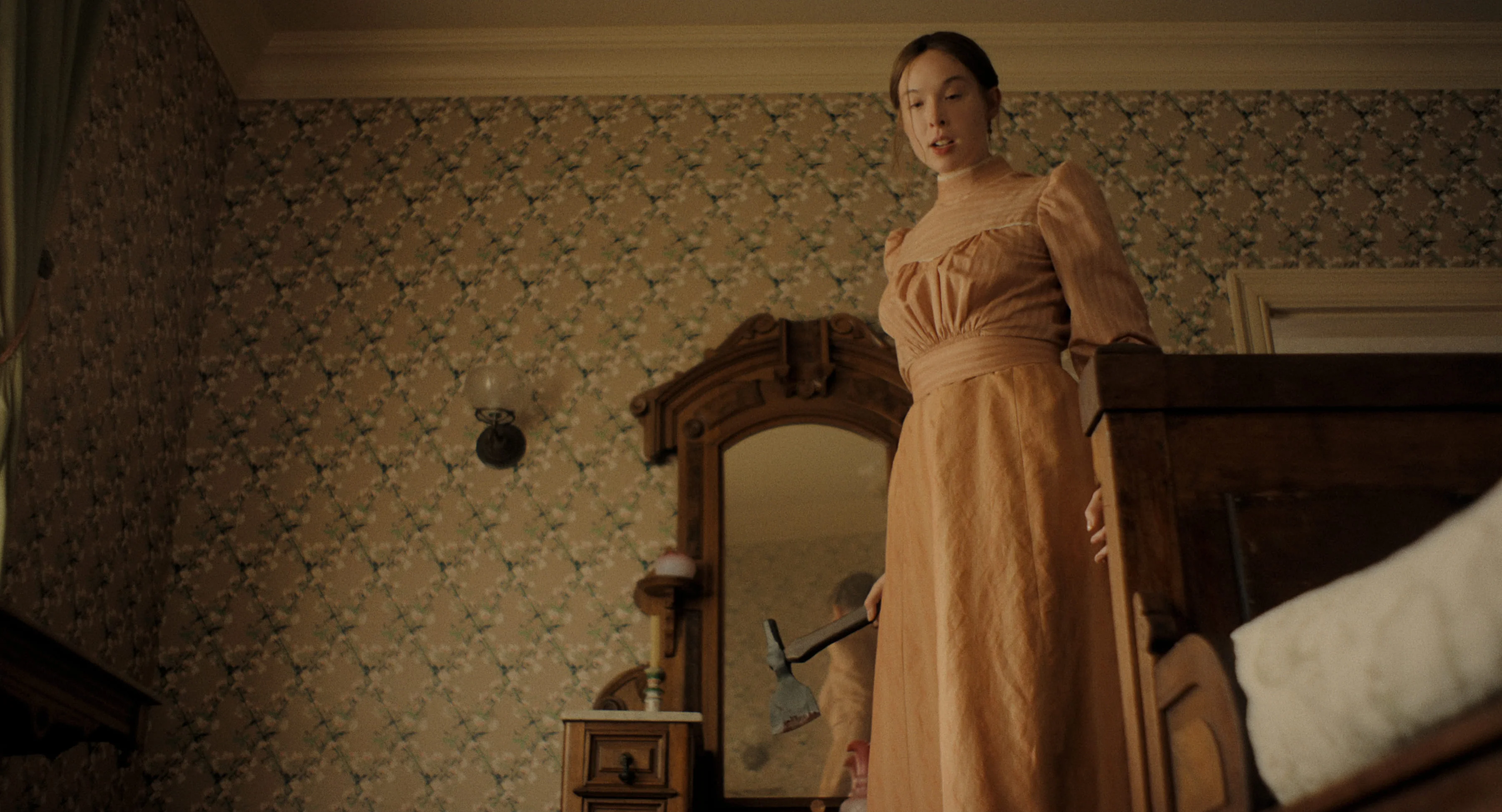 Monster The Lizzie Borden Story n S1 E4 00 38 28 06R