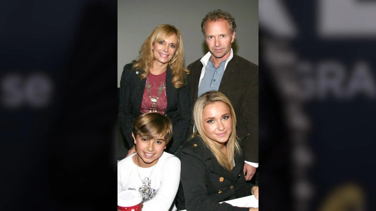 image of Hayden Panettiere’s family 