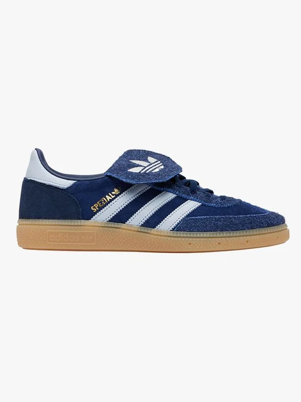 Image may contain Clothing Footwear Shoe Suede Sneaker and Canvas