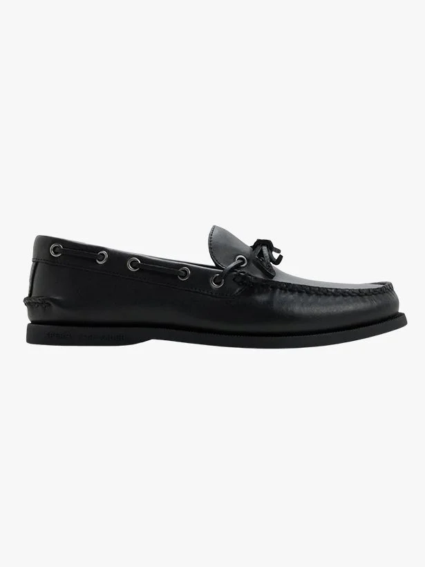 Image may contain Clothing Footwear Shoe and Sneaker