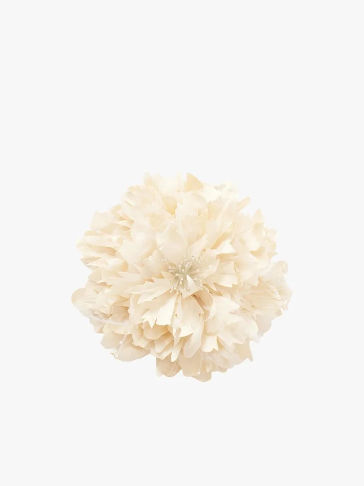 Image may contain: Dahlia, Flower, Plant, Petal, Flower Arrangement, Flower Bouquet, Paper, Chandelier, Lamp, and Carnation