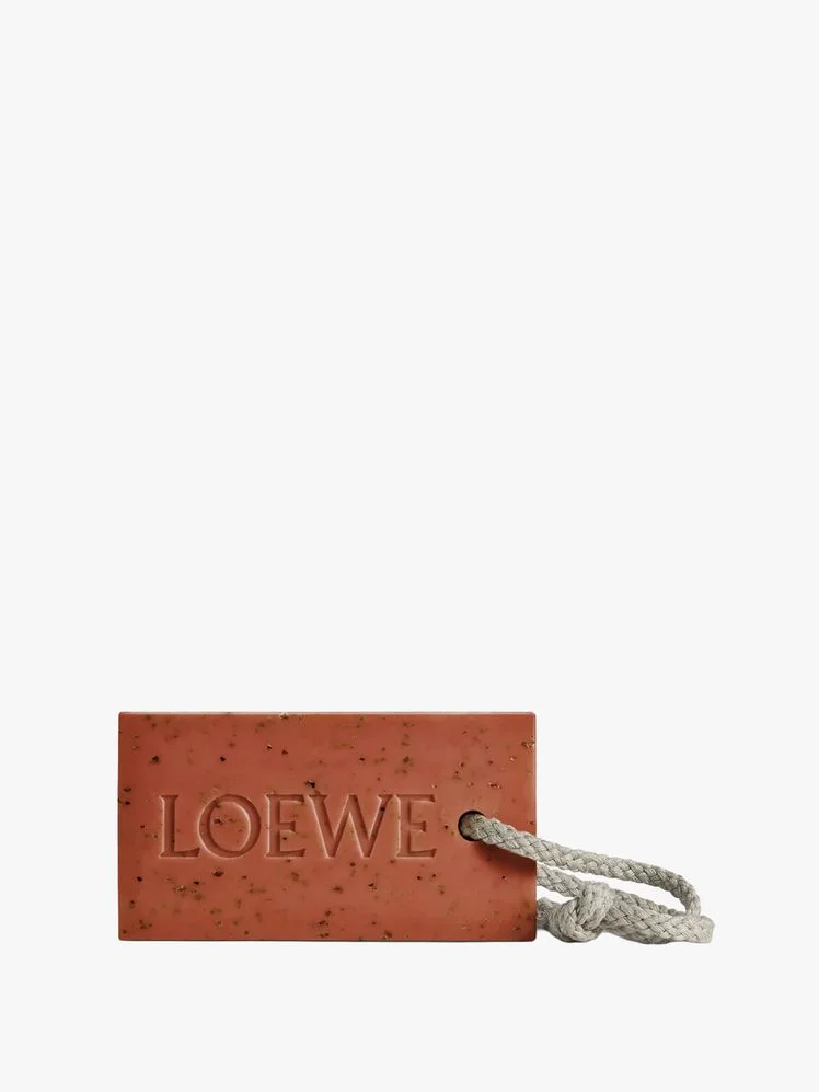 Image may contain: Rope, Knot, Business Card, Paper, and Text