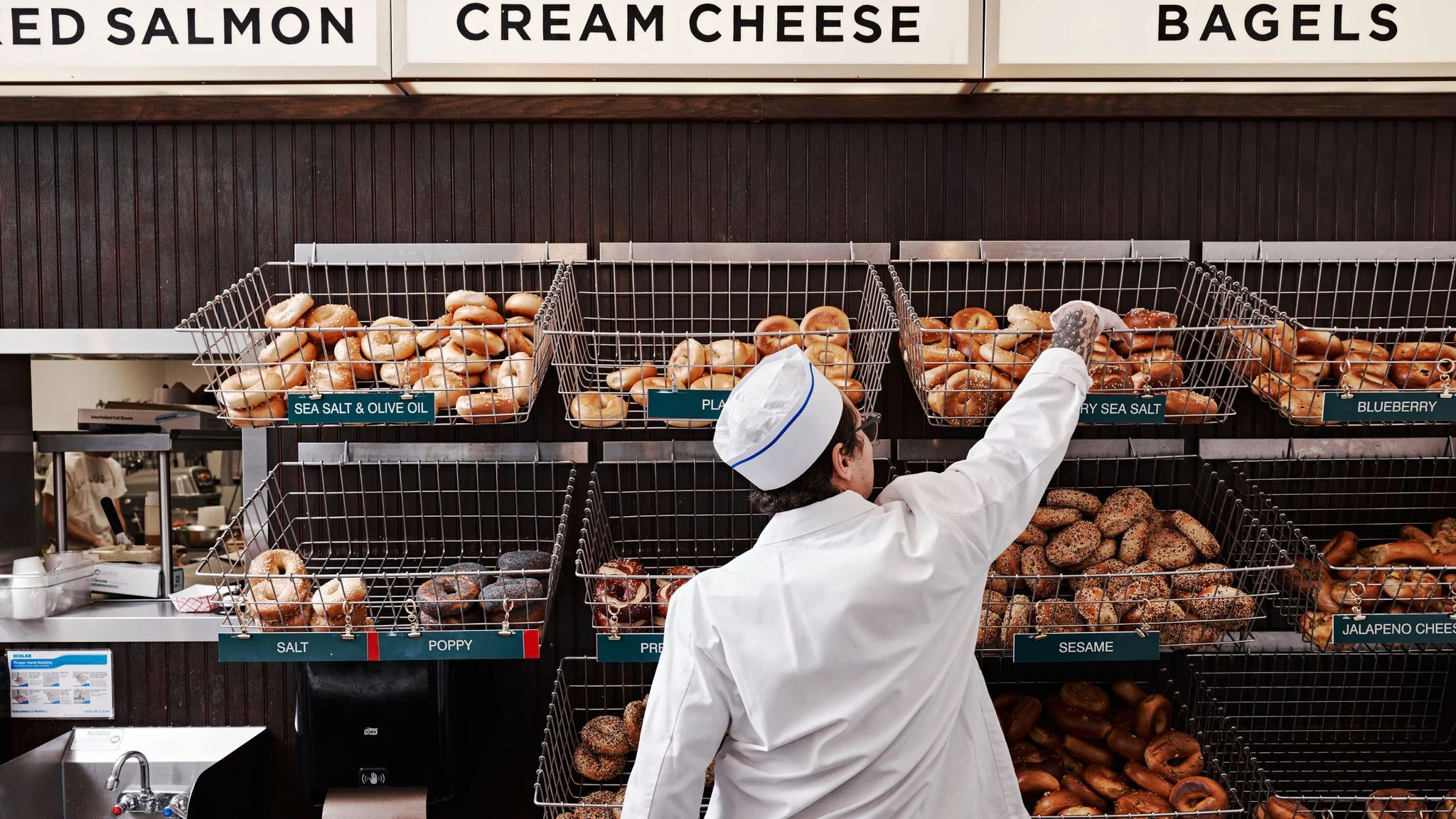 Image may contain Villaño III Shop Adult Person and Bakery