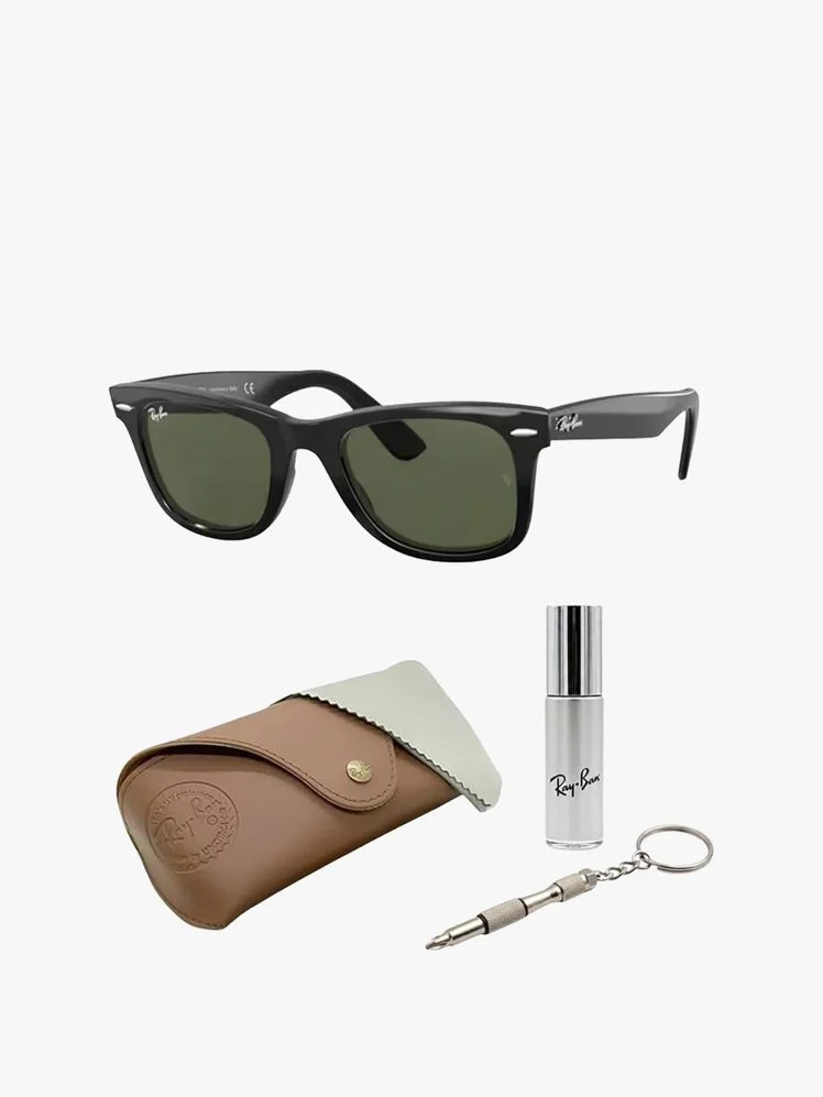 Image may contain: Accessories, Sunglasses, Glasses, and Wallet