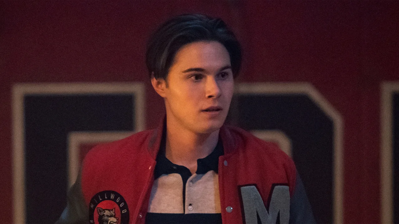 Elias Kacavas in a holidaze netflix christmas film december 2026