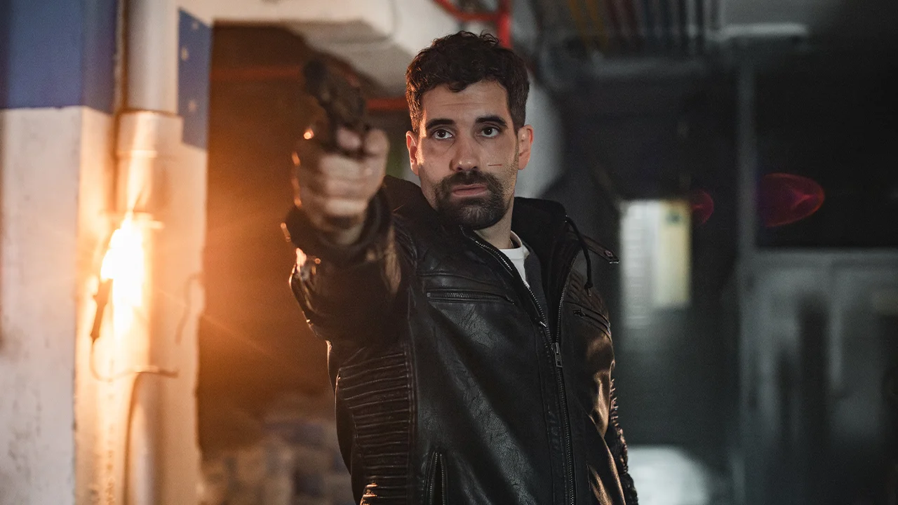 13 Collision Course netflix spanish film october 2026