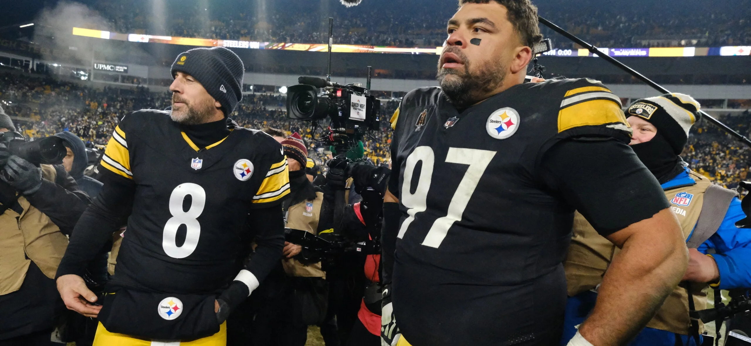 Aaron Rodgers' Future in the NFL Remains Uncertain for His Teammates